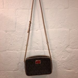 Michael Kors crossbody purse